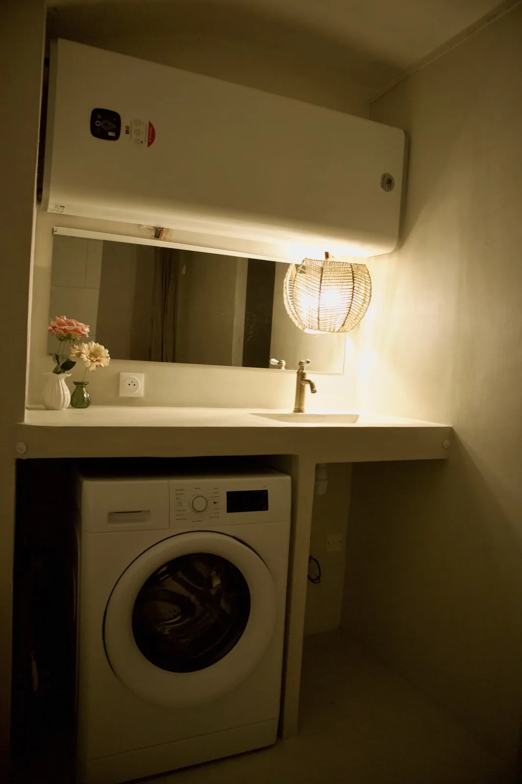 Salle de bain, plafond voûté